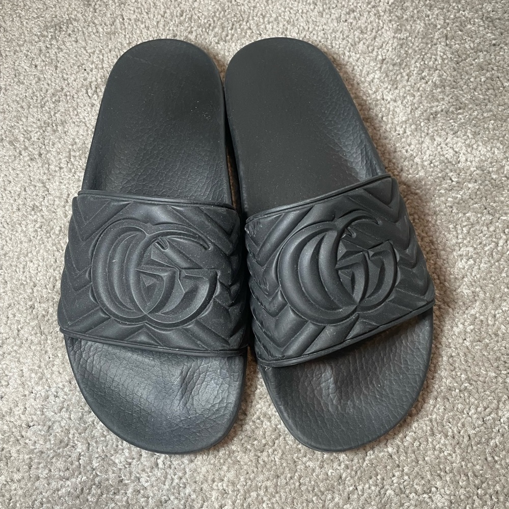 Authentic gucci slides